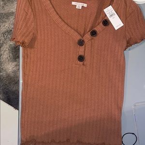 shirt shorts sleeved